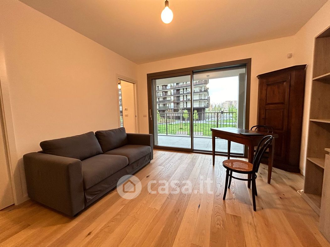 Appartamento in Affitto in Via Gaetano Crespi 25 a Milano