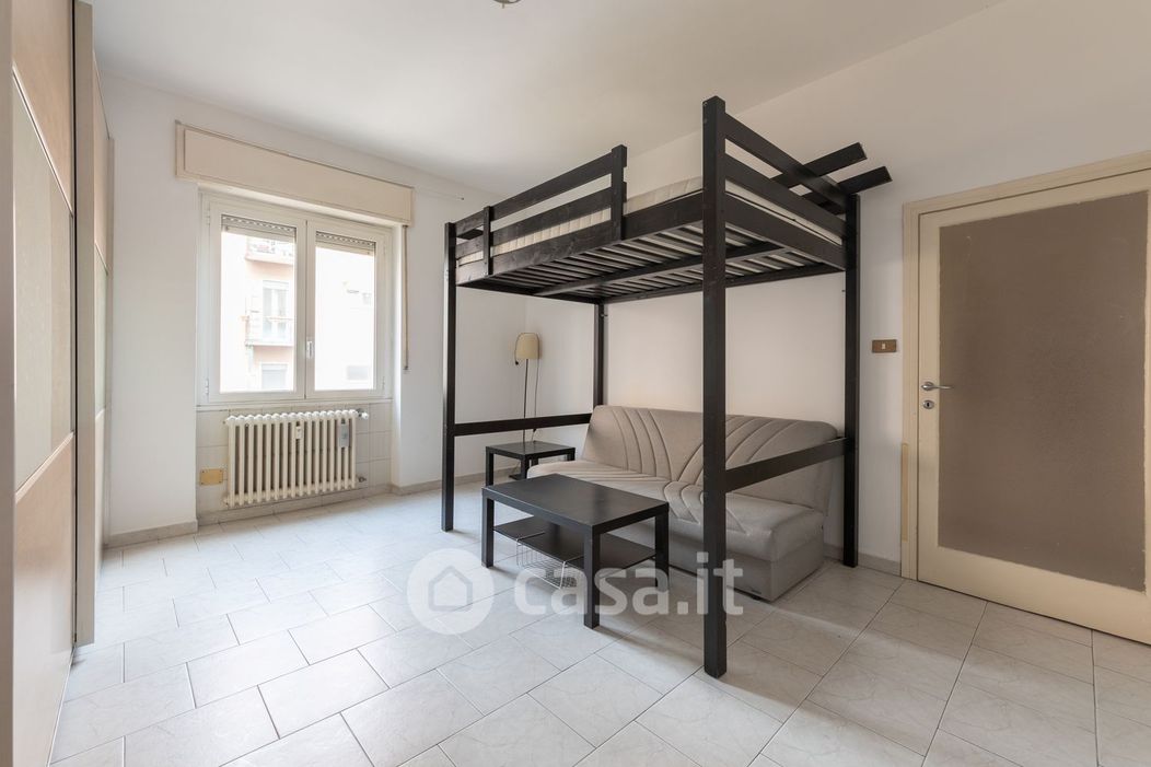 Appartamento in Vendita in Via Giuseppe Ripamonti 194 a Milano