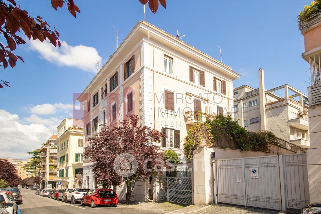 Appartamento in Affitto in Via Sabazio a Roma