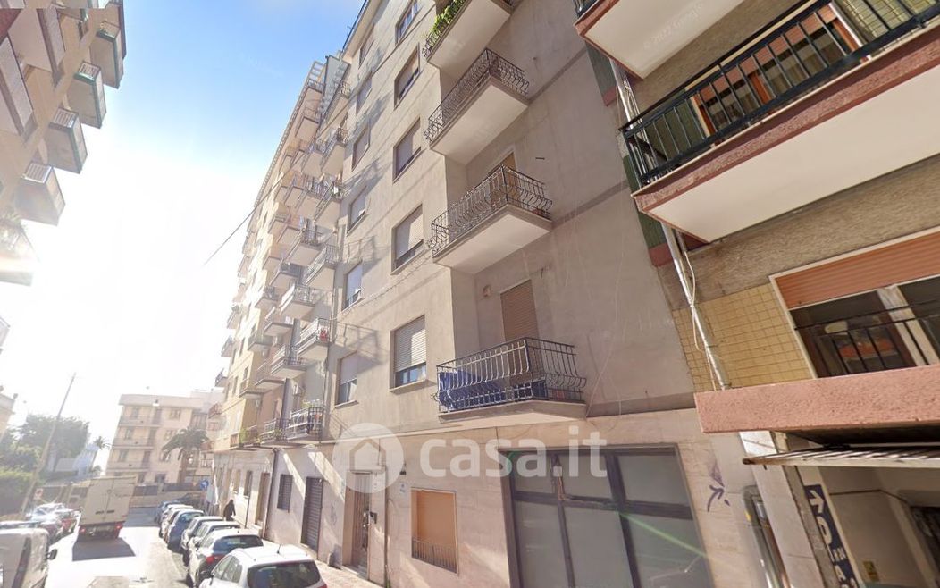 Appartamento in Vendita in Via Dario Lupo a Taranto