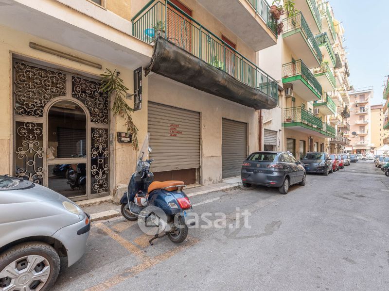 Appartamento in Vendita in Via Alcantara a Palermo