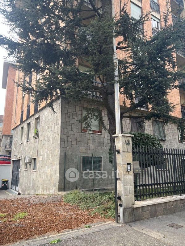 Appartamento in Vendita in Via Pier Dionigi Pinelli 15 a Torino