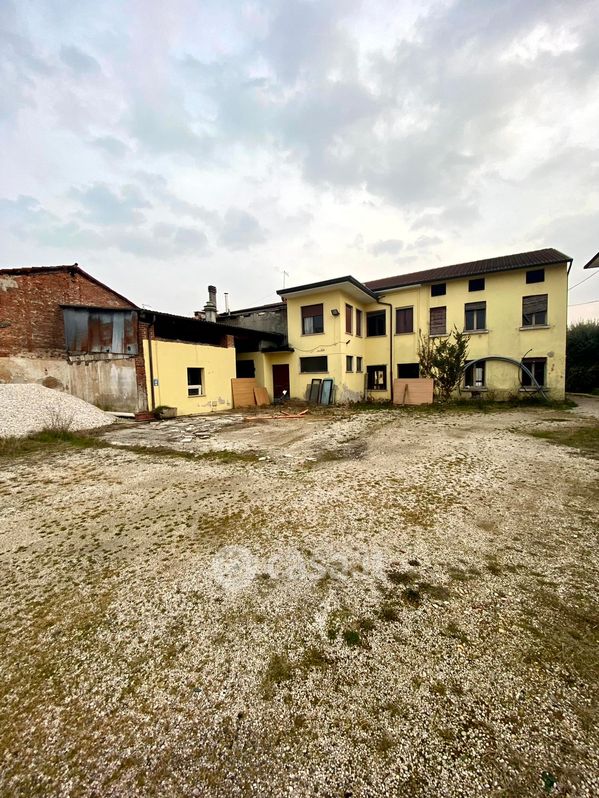 Casa indipendente in Vendita in a Caldogno