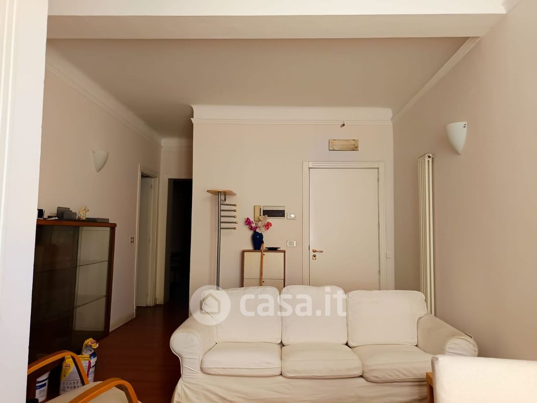 Appartamento in Vendita in Viale Cristoforo Colombo 22 a Ancona