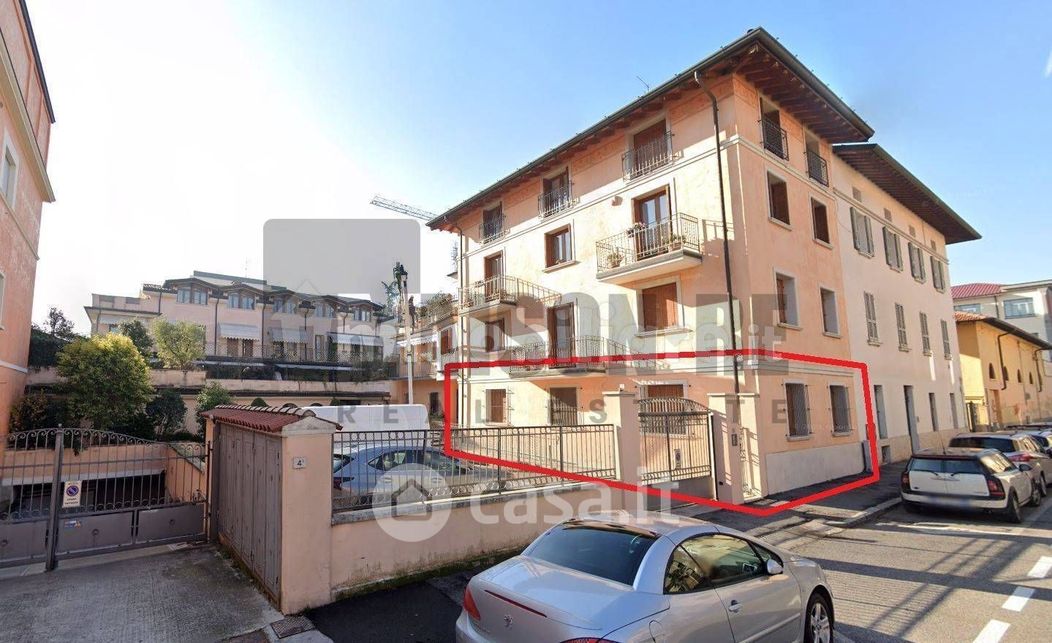 Appartamento in Vendita in Via Giovanni Chiassi 4 a Brescia