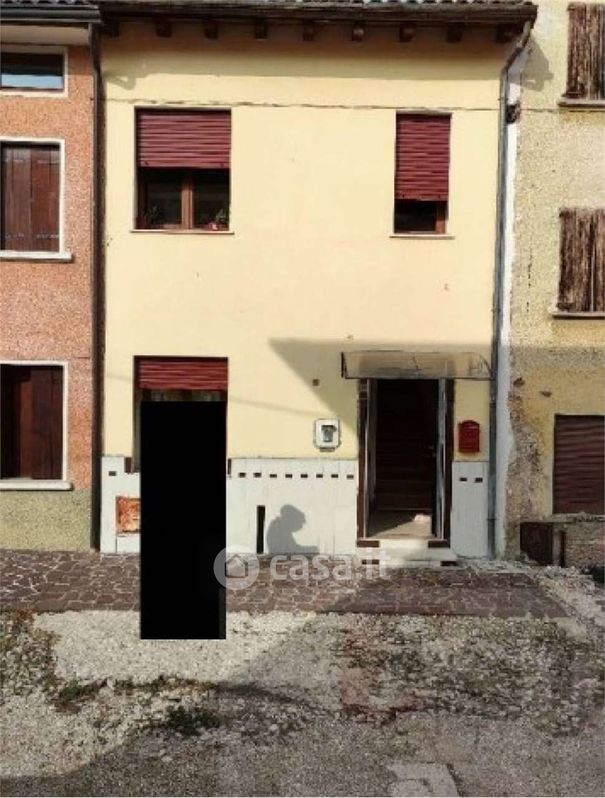 Casa indipendente in Vendita in Via S. Lorenzo 61 a Marano Vicentino