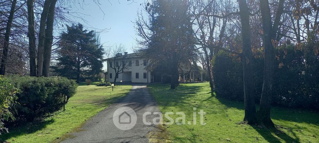 Villa in Vendita in Strada Marosticana 190 a Vicenza