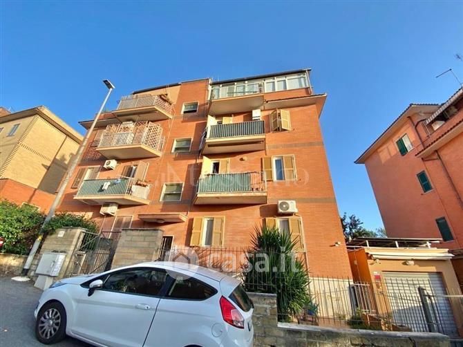 Appartamento in Vendita in Via Ezio Sciamanna a Roma