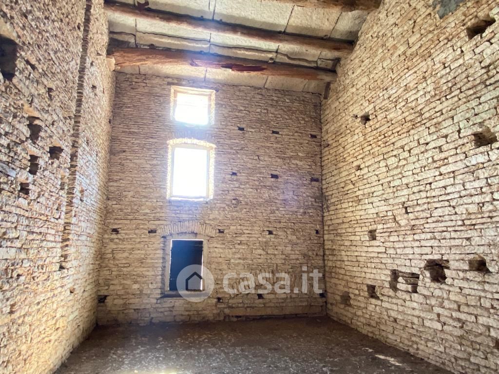 Rustico/Casale in Vendita in francesco baracca a Sant'Anna d'Alfaedo