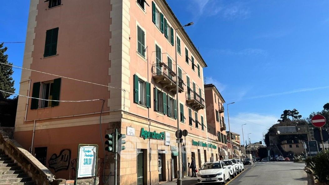 Appartamento in Vendita in Piazza Sturla a Genova