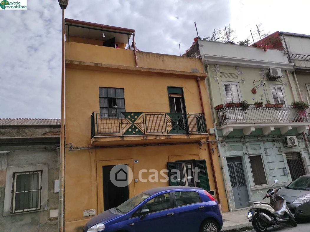 Casa indipendente in Vendita in Via Palermo 338 a Messina