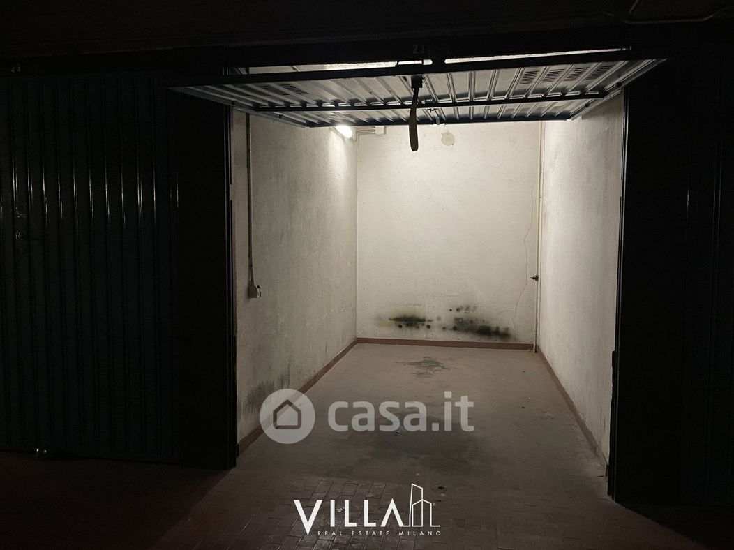 Garage/Posto auto in Vendita in Via Ruggero Boscovich 55 a Milano