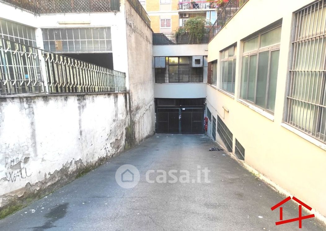 Garage/Posto auto in Affitto in Via Giuseppe Ravizza 24 a Roma