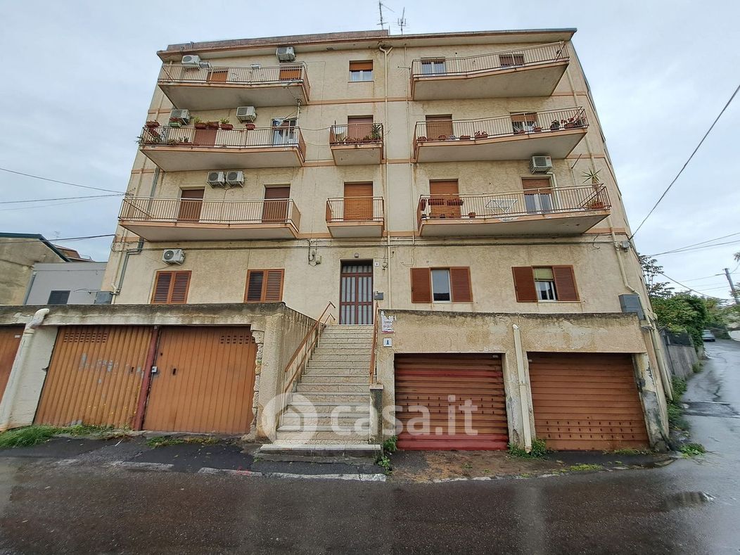 Appartamento in Vendita in Via Guardia a Catania