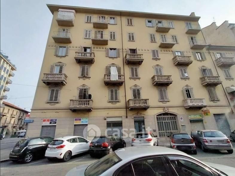 Appartamento in Vendita in Corso Giulio Cesare 110 a Torino
