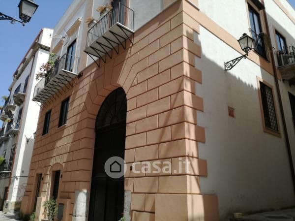 Appartamento in Vendita in Via del Celso a Palermo