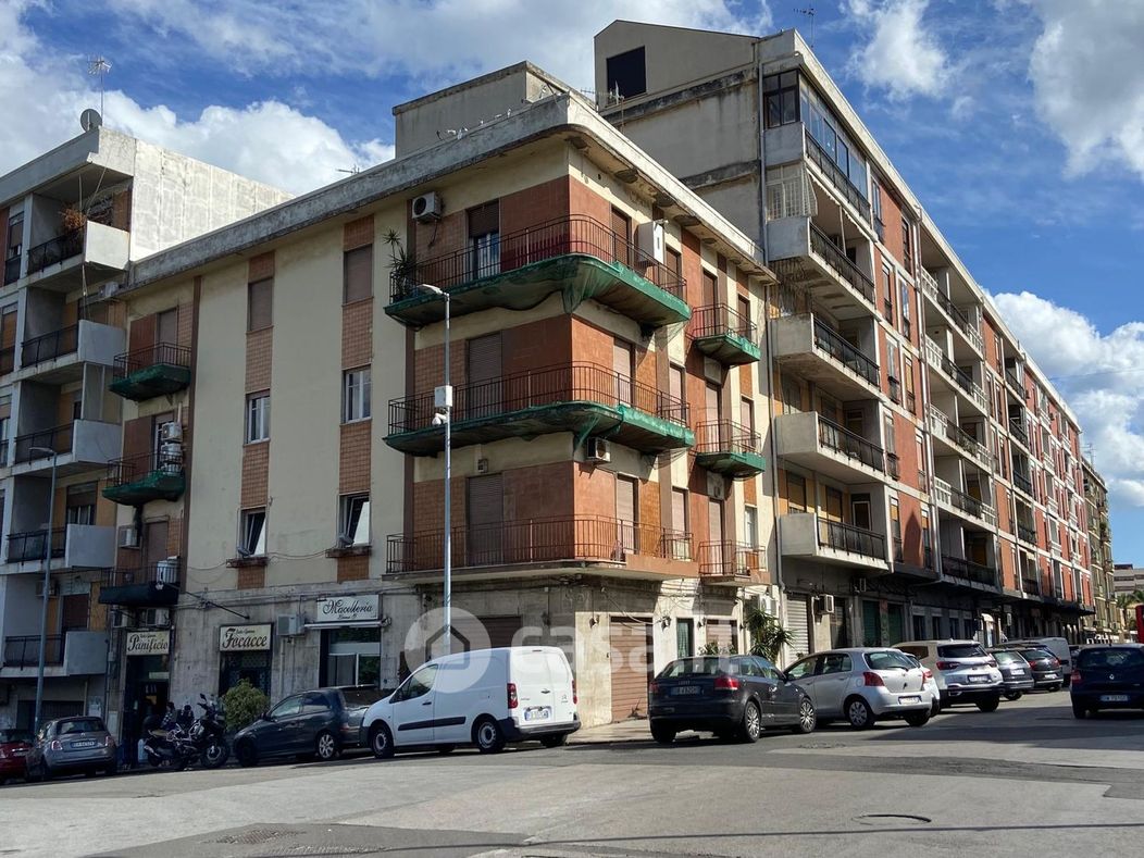 Appartamento in Vendita in Viale San Martino 350 a Messina