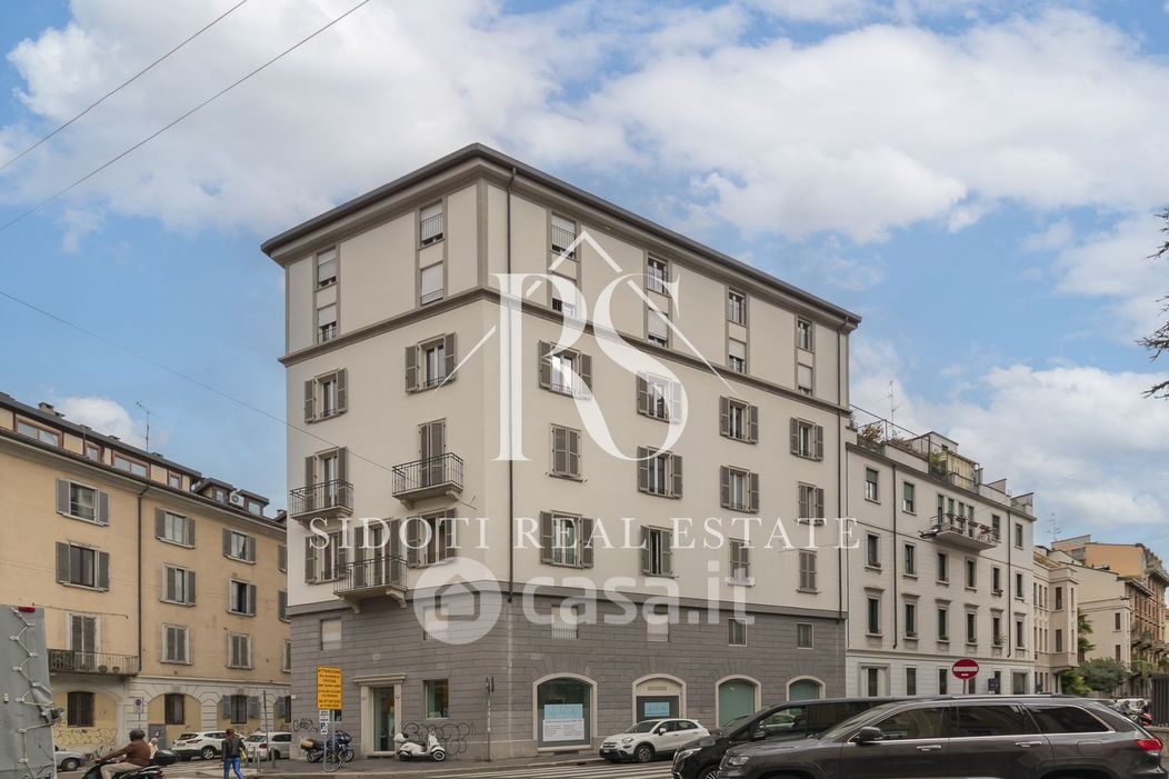 Appartamento in Affitto in Via Ausonio 19 a Milano
