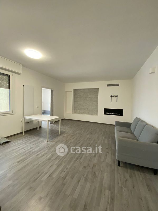 Appartamento in Vendita in Via Pierluigi da Palestrina a Modena