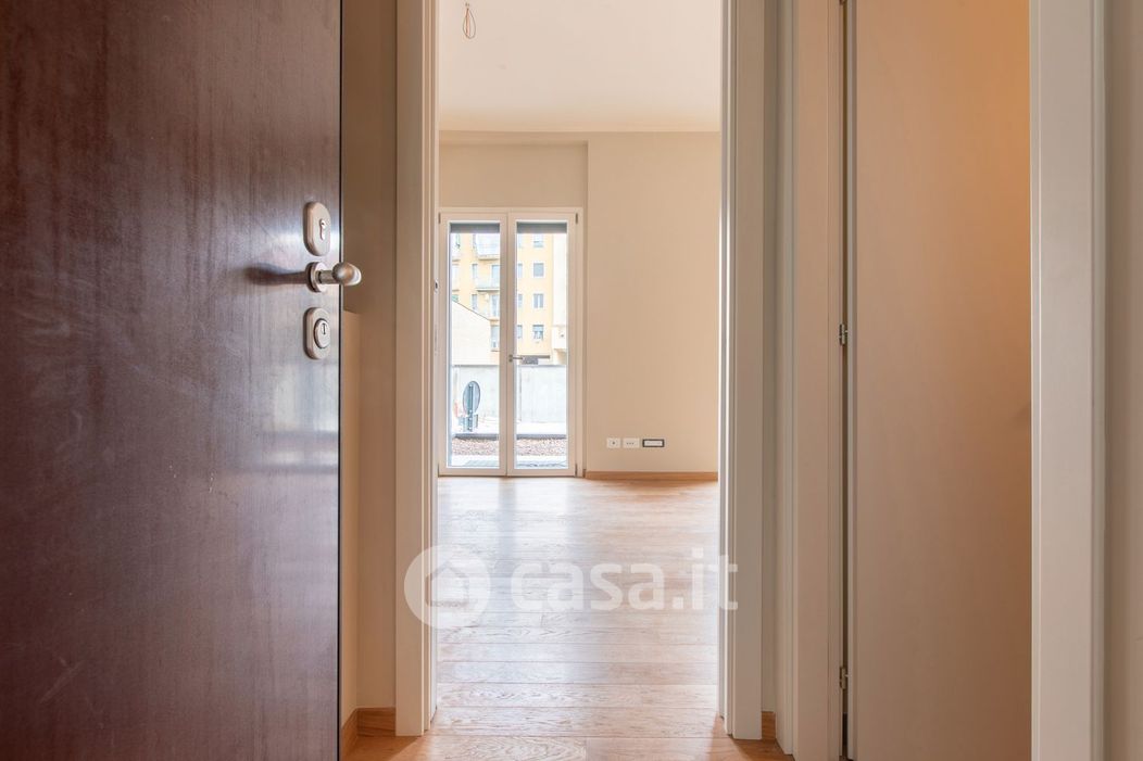 Appartamento in Vendita in Bordighera 43 a Milano