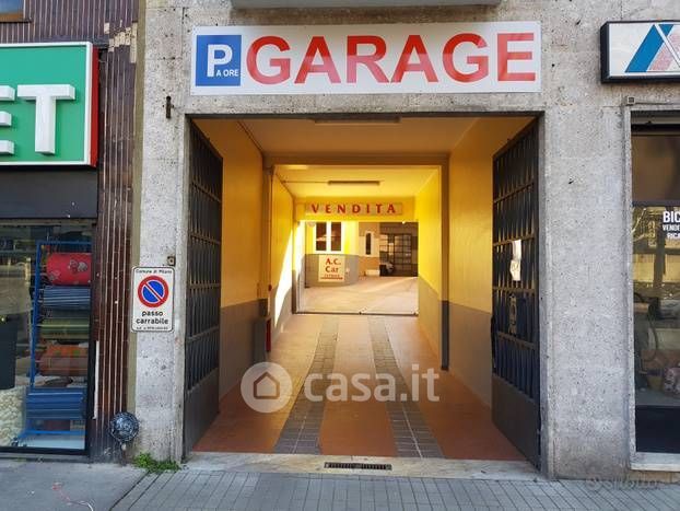 Negozio/Locale commerciale in Vendita in Corso Lodi a Milano