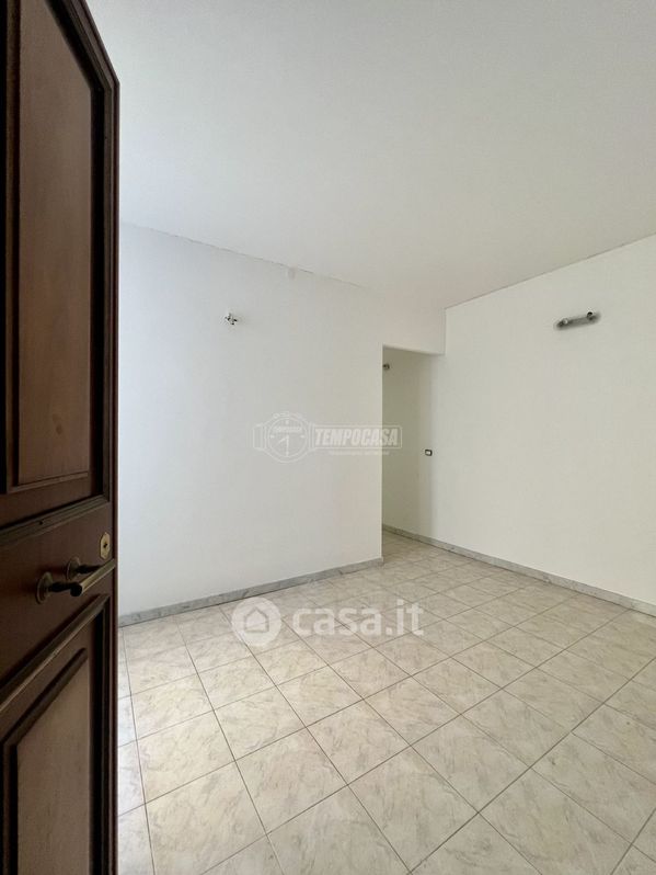 Appartamento in Vendita in Via Gian Battista Monti 30 a Genova
