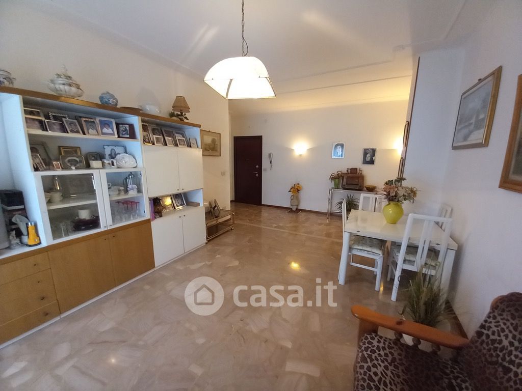 Appartamento in Vendita in Viale Bottego 19 a Borgo Val di Taro