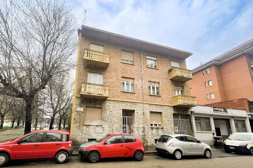 Appartamento in Vendita in Via Venarìa 72 72 /5 a Torino