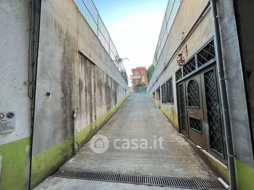 Garage/Posto auto in Vendita in Viale Alessandrino 400 a Roma