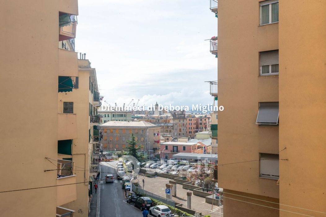 Appartamento in Vendita in Via Sparta 17 a Genova