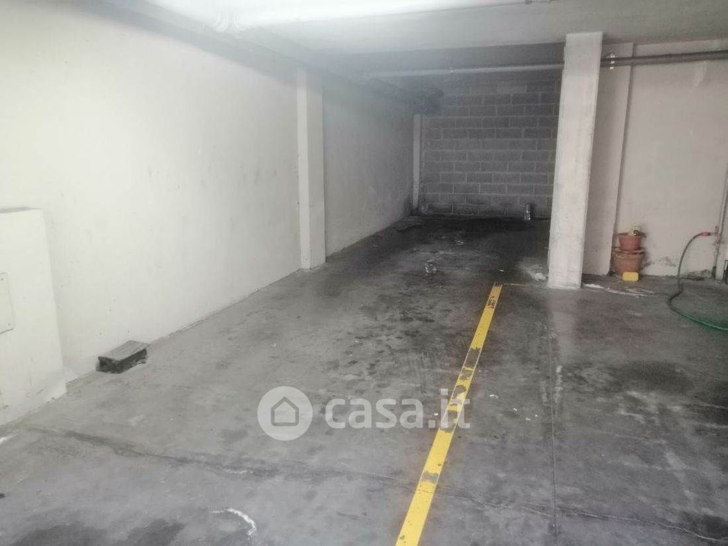 Garage/Posto auto in Affitto in Via Lambrate a Milano