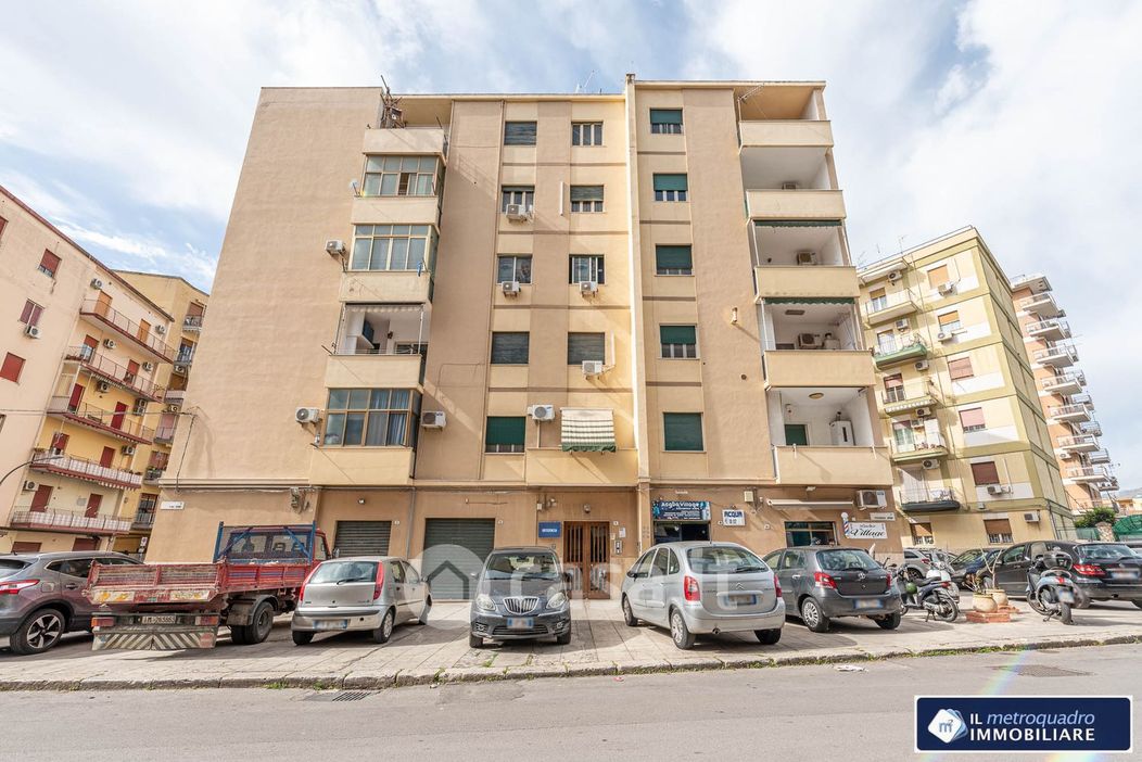 Appartamento in Vendita in Via Vincenzo Vitali 16 a Palermo