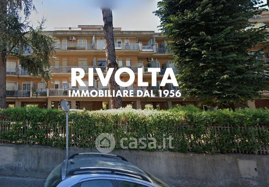 Appartamento in Vendita in Via del Bosco degli Arvali 79 a Roma