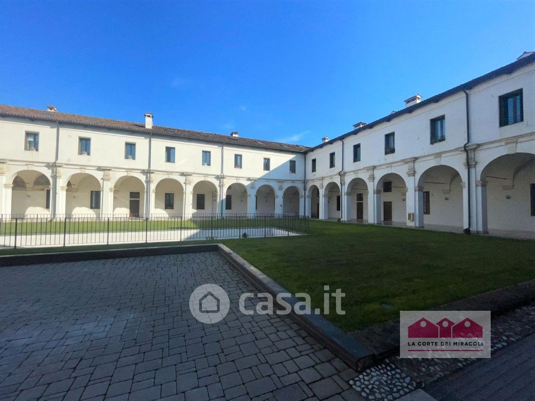 Appartamento in Vendita in a Vicenza