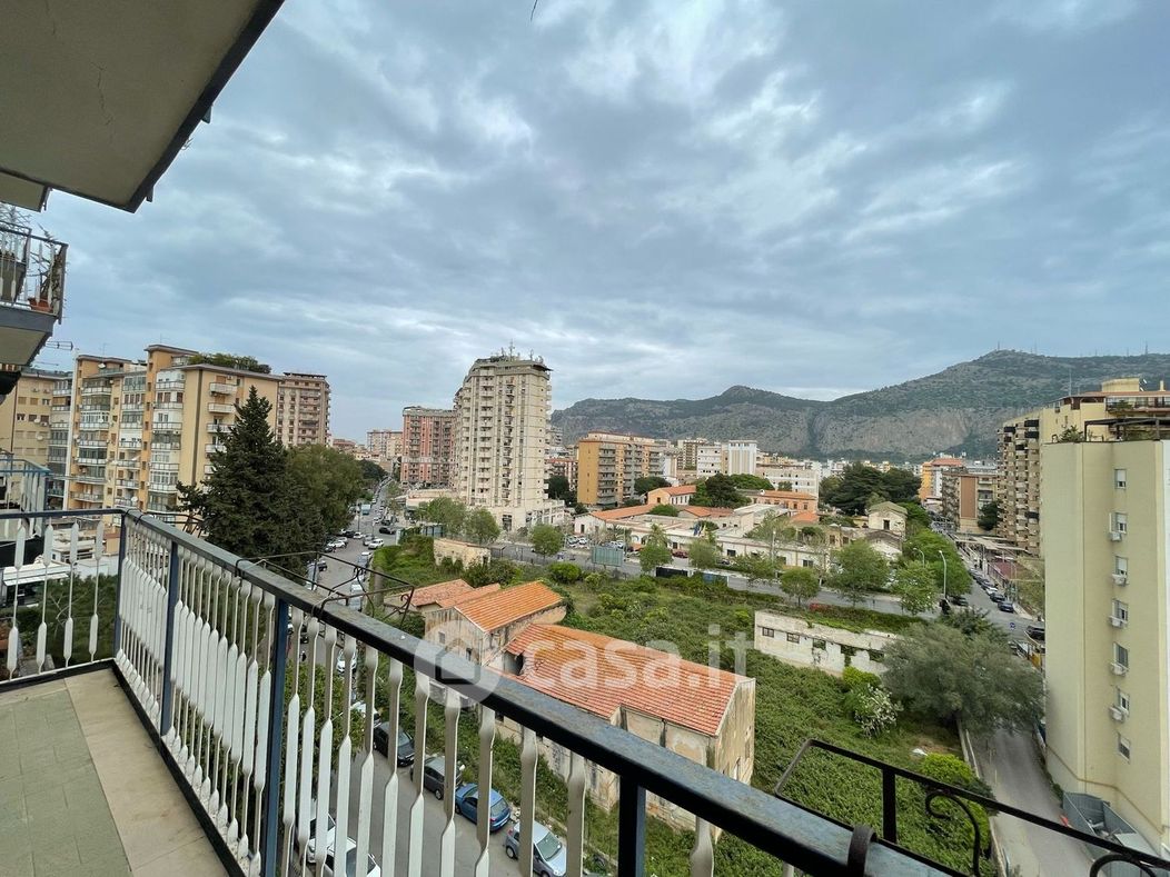Appartamento in Affitto in Via Principe di Pantelleria 37 a Palermo