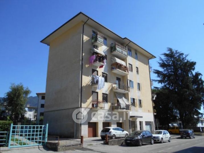 Appartamento in Vendita in Via Forte Campolongo a Schio