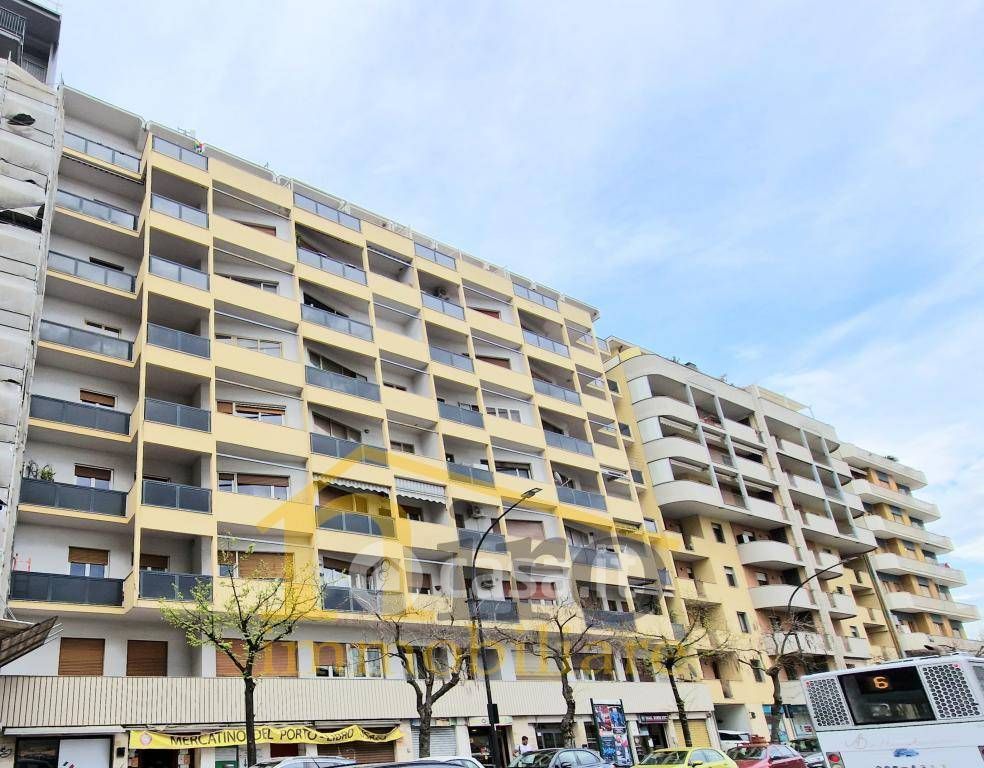 Appartamento in Vendita in Viale Gabriele D'Annunzio 265 a Pescara
