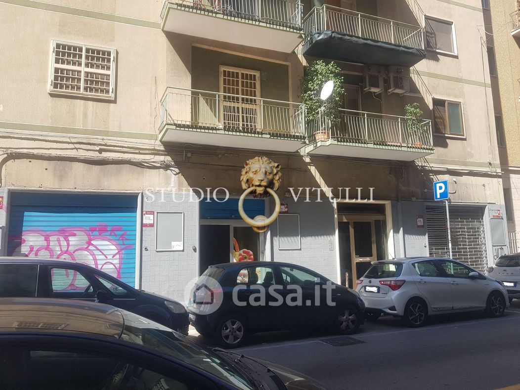 Negozio/Locale commerciale in Vendita in Via Buccari 58 -64 a Bari
