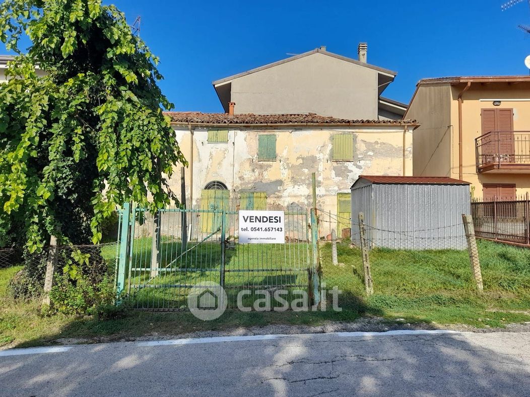 Casa indipendente in Vendita in Lagone 30 a Rimini