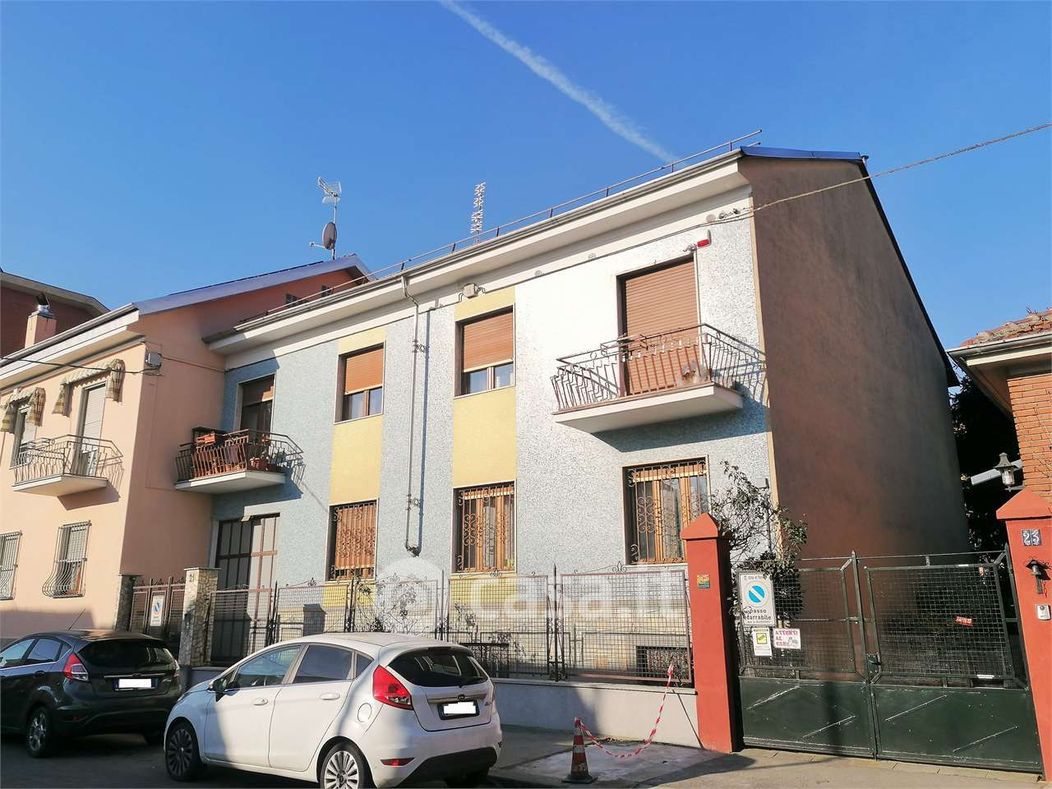Appartamento in Vendita in Via Candiolo 14 a Torino