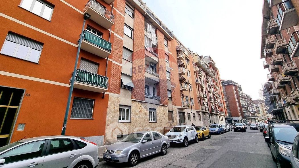 Appartamento in Vendita in Via Francesco Baracca 26 a Torino