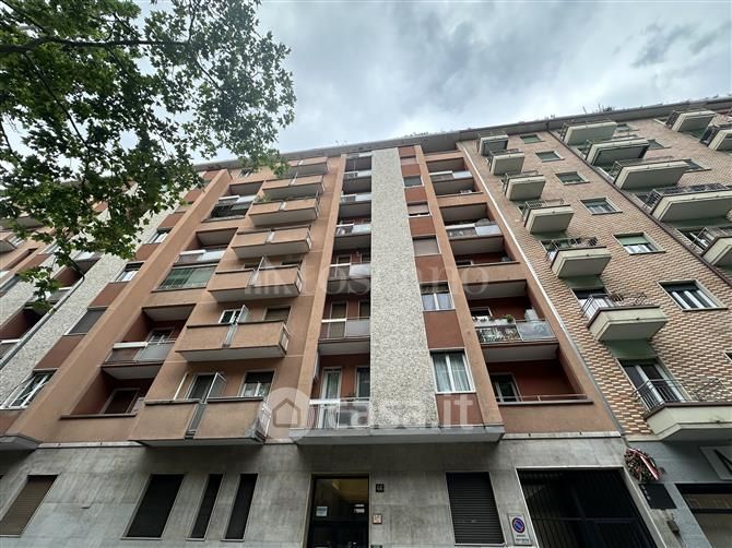 Appartamento in Vendita in Via Giambellino a Milano