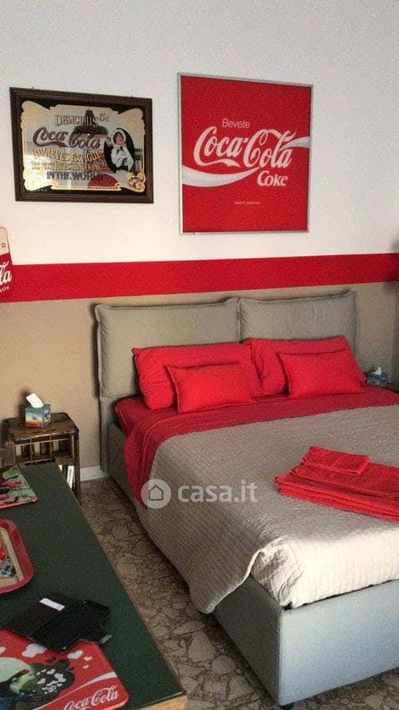 Appartamento in Affitto in Viale Famagosta 21 a Milano