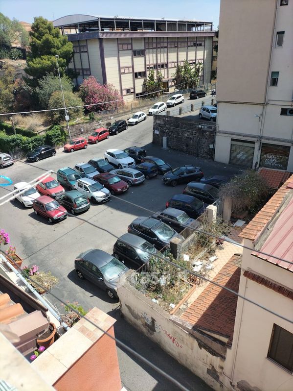 Appartamento in Vendita in Via Rametta 39 a Catania