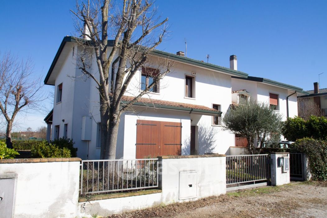 Casa Bi/Trifamiliare in Vendita in Via ROSSIGNAGO a Spinea