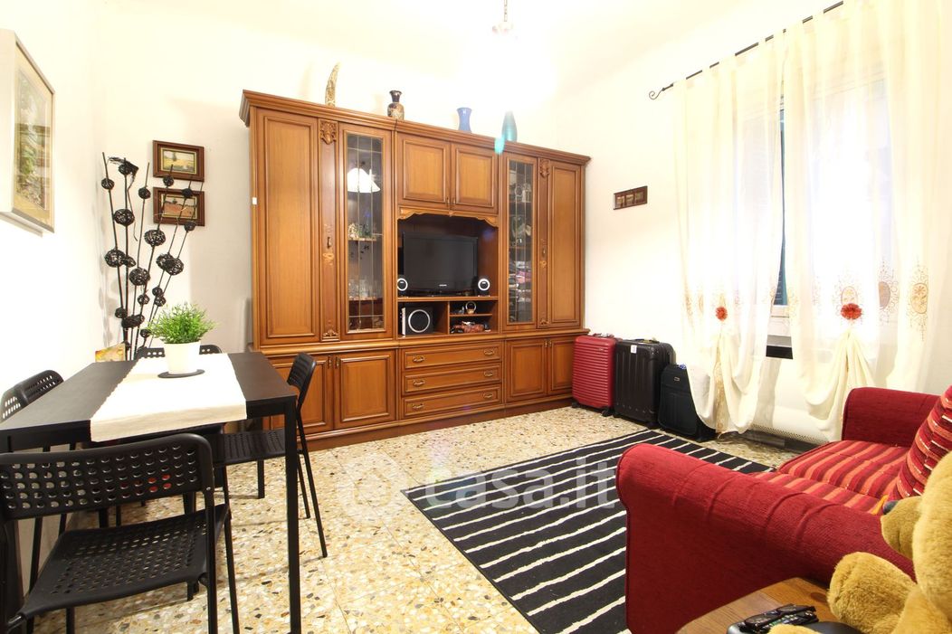 Appartamento in Vendita in Via San Benedetto 9 a Pisa