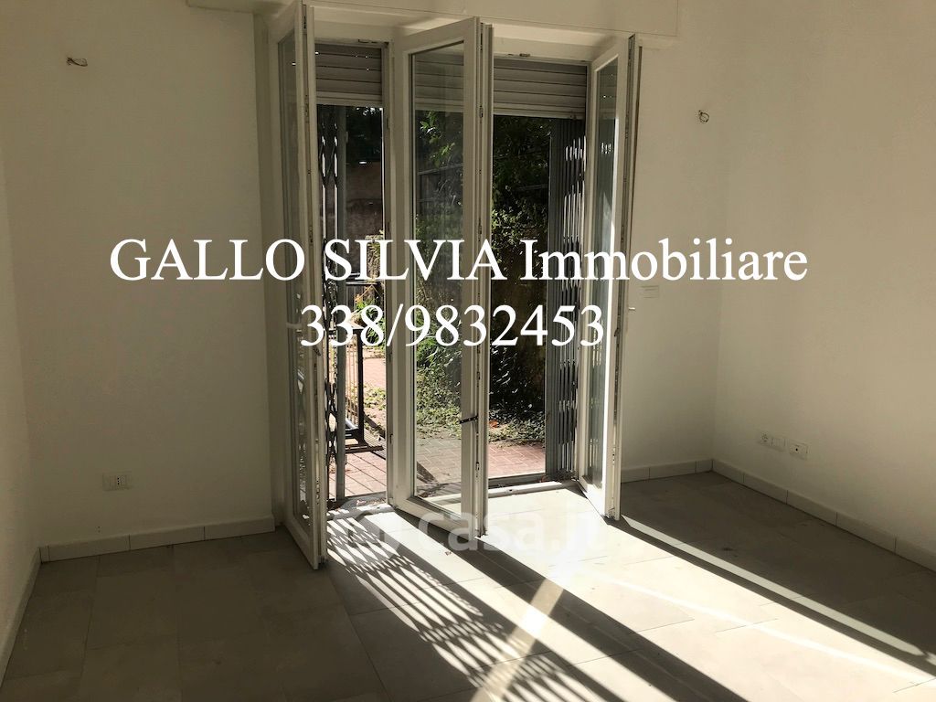 Appartamento in Vendita in Via genova 1 a Savona
