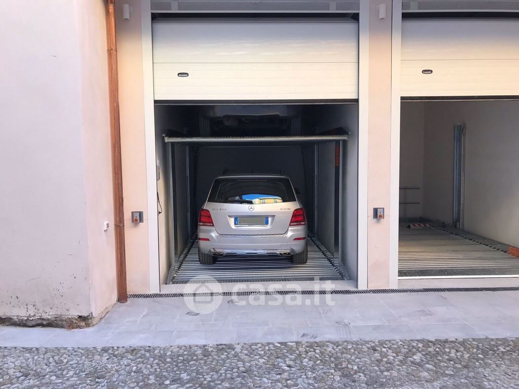 Garage/Posto auto in Affitto in Via Nino Bixio 3 a Sanremo