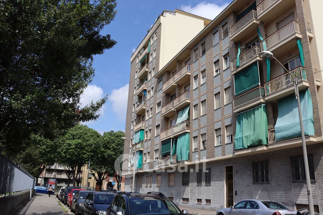 Appartamento in Vendita in Via Giovan Battista Quadrone a Torino