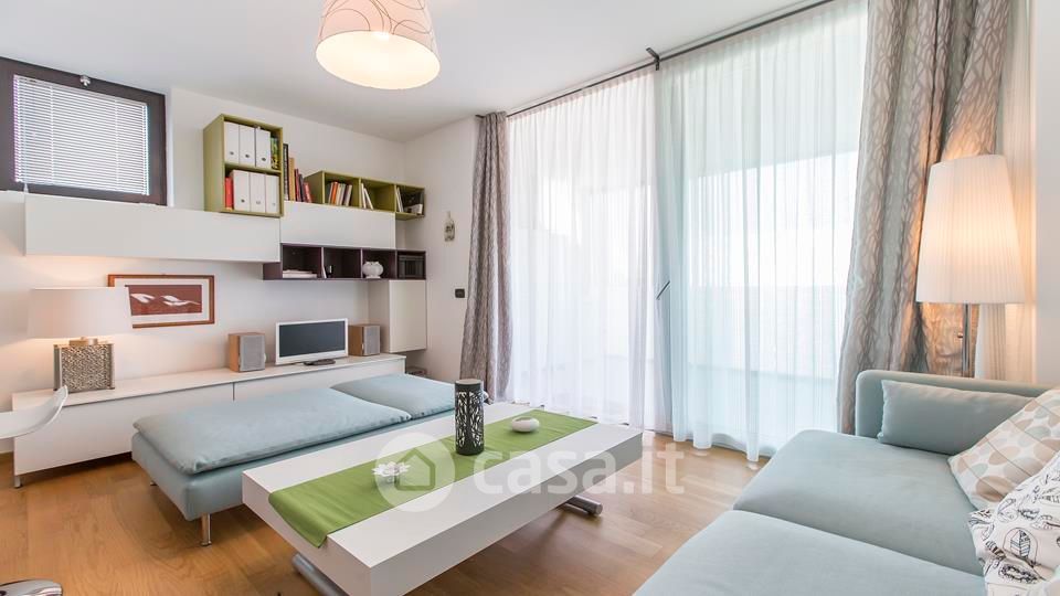 Appartamento in Affitto in Via Lomellina 12 a Milano